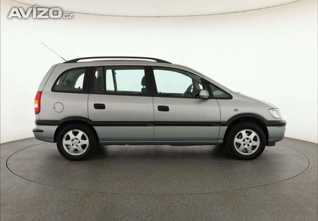 Foto inzerátu Opel Zafira 1.8 16V