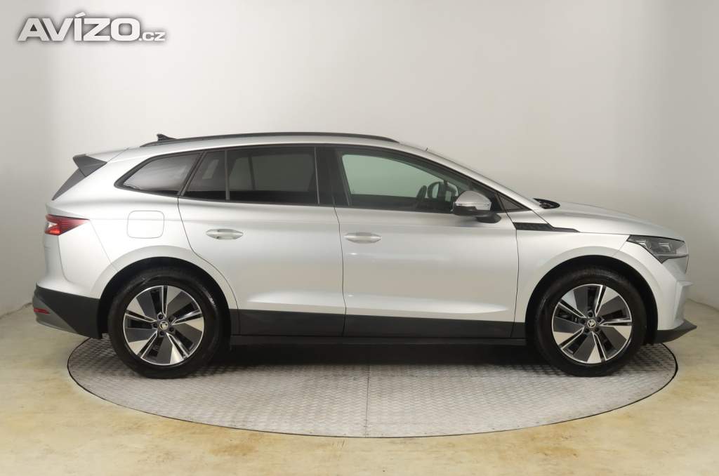 Foto inzerátu Skoda Enyaq 50 (52 kWh)