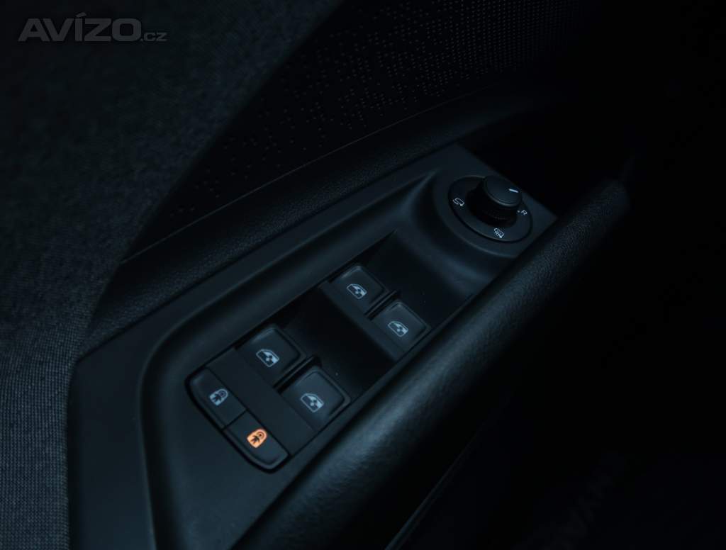 Foto inzerátu Skoda Enyaq 50 (52 kWh)