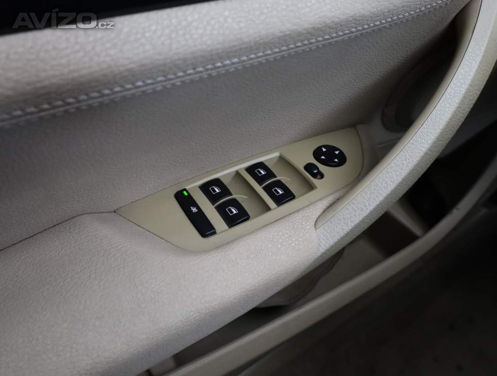 Foto inzerátu BMW X1 sDrive18d
