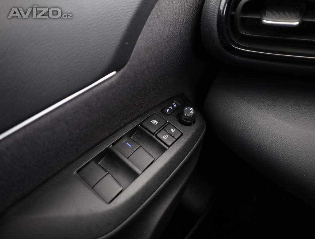 Foto inzerátu Toyota Yaris Cross 1.5 VVT-iE E-Four