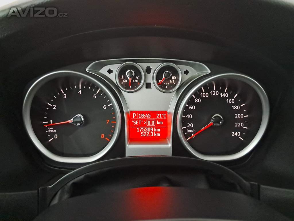 Foto inzerátu Ford Focus 1.6 16V