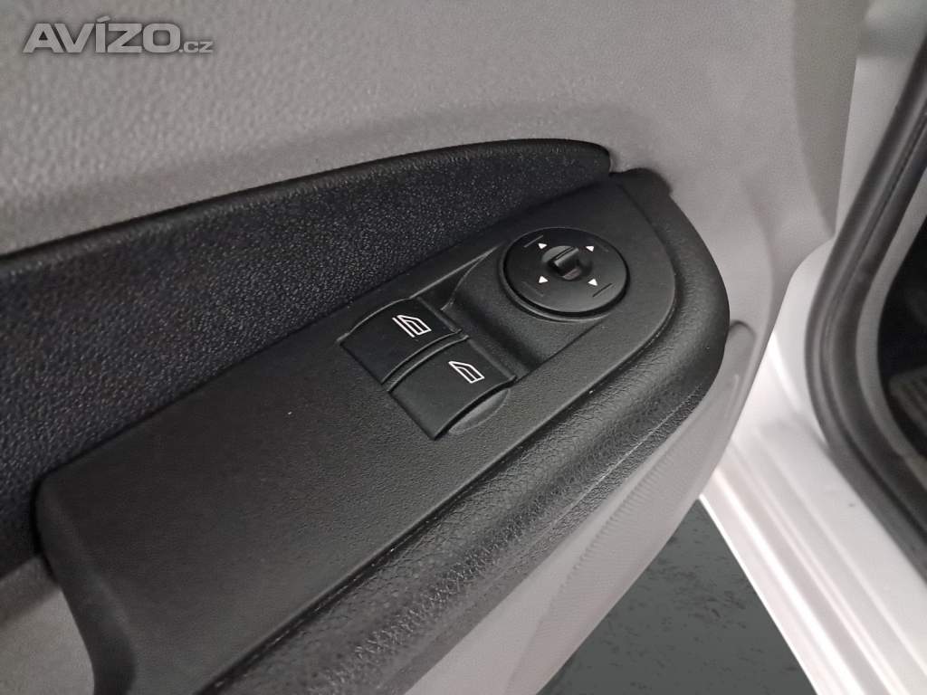 Foto inzerátu Ford Focus 1.6 16V
