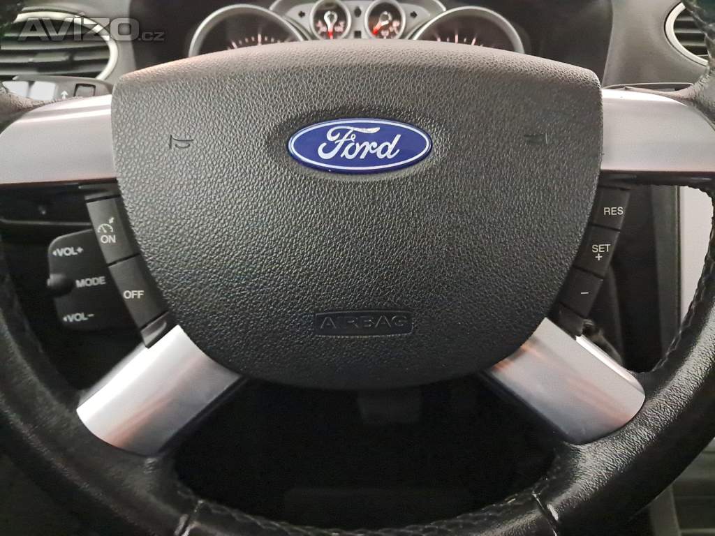 Foto inzerátu Ford Focus 1.6 16V