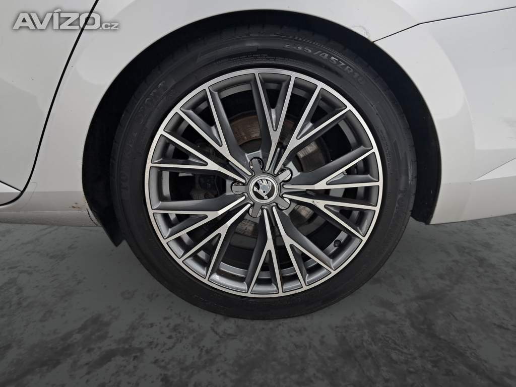 Foto inzerátu Skoda Superb 2.0 TDI