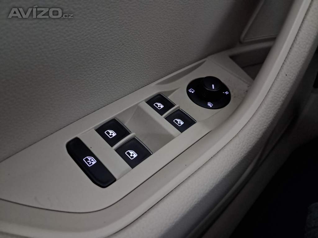 Foto inzerátu Skoda Superb 2.0 TDI