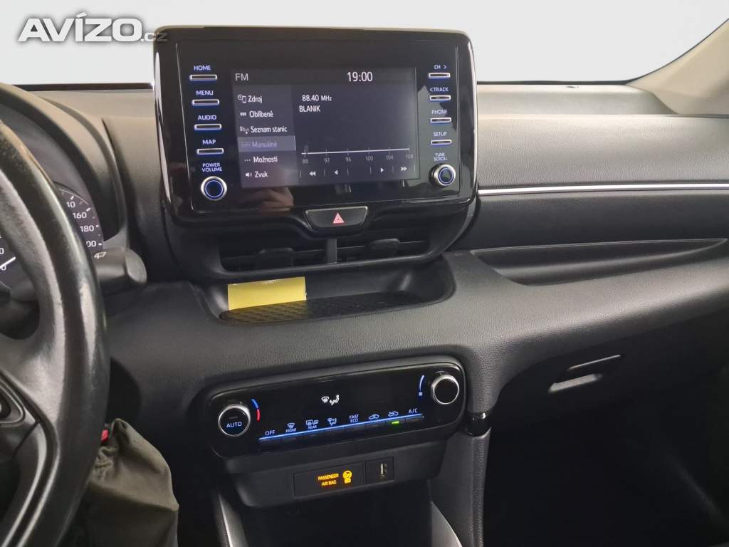 Foto inzerátu Toyota Yaris 1.5 Hybrid