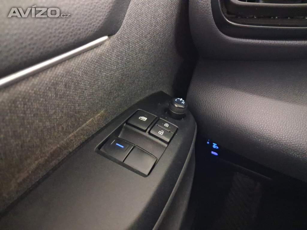 Foto inzerátu Toyota Yaris 1.5 Hybrid