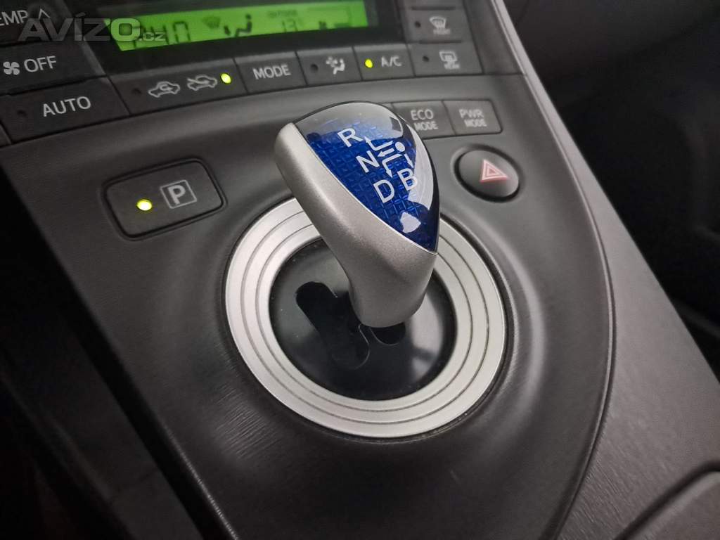 Foto inzerátu Toyota Prius 1.8 VVT-i HSD