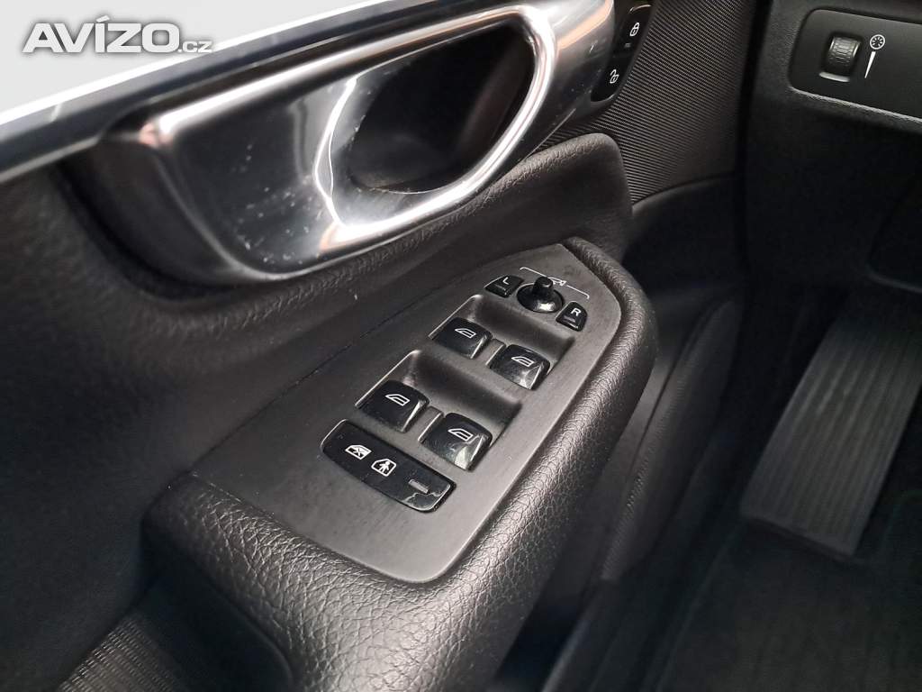 Foto inzerátu Volvo XC90 D5 AWD