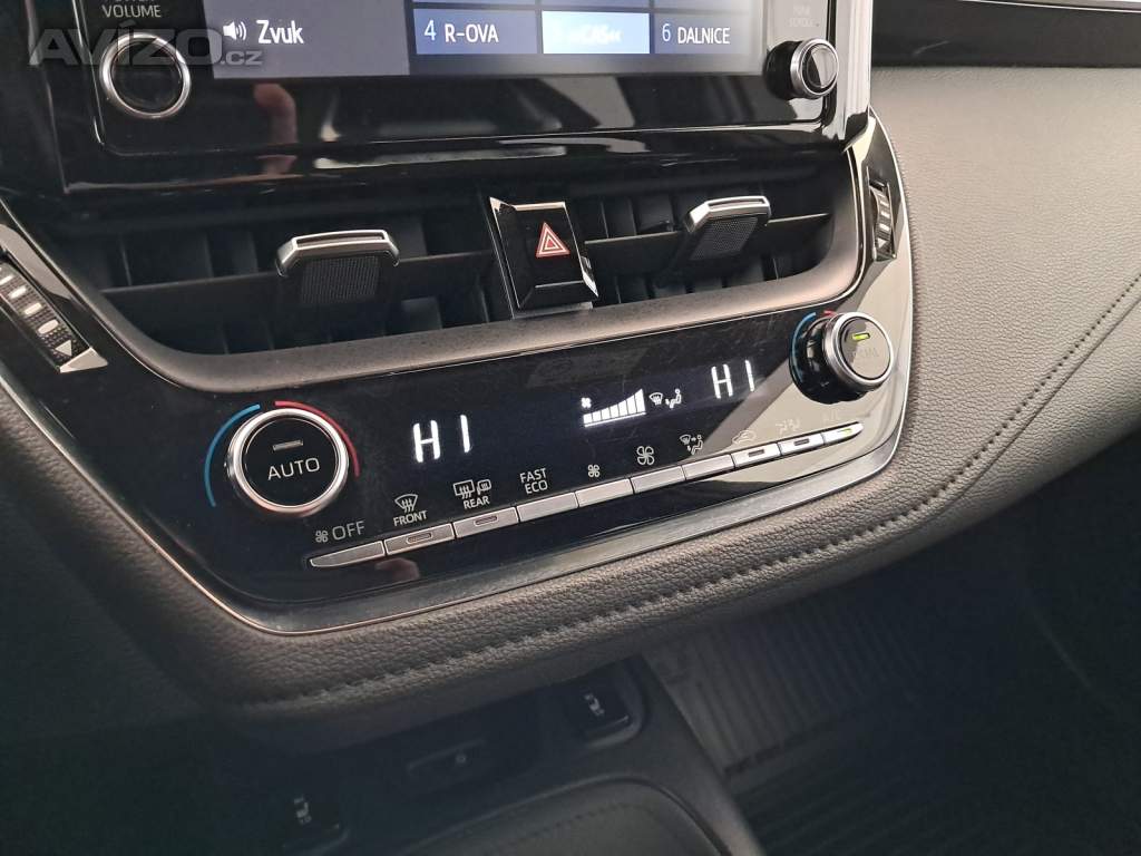 Foto inzerátu Toyota Corolla 2.0 Hybrid