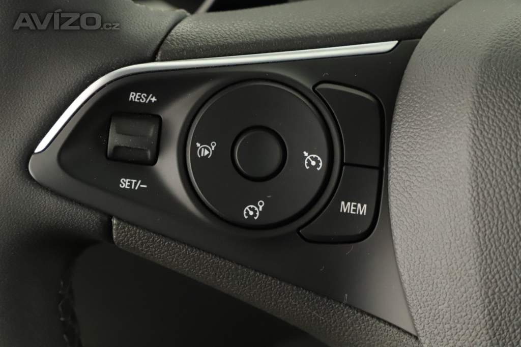 Foto inzerátu Opel Mokka 1.2 Turbo MHEV
