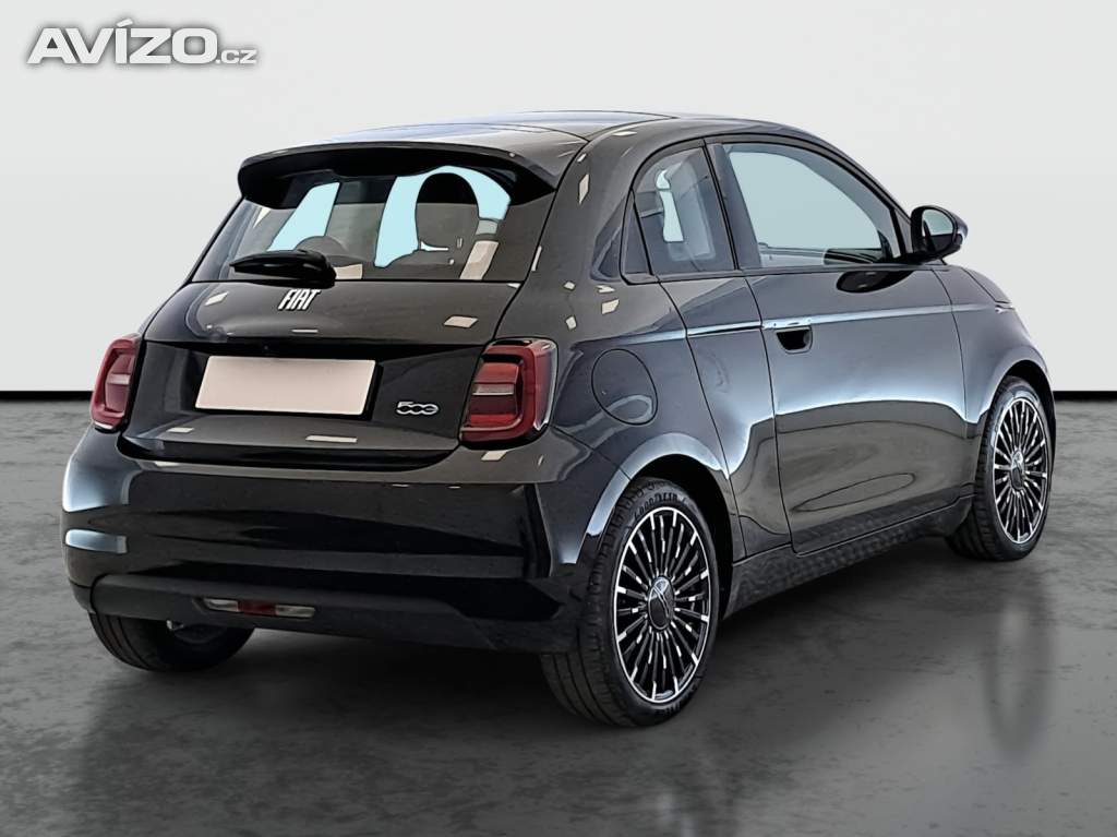 Foto inzerátu Fiat 500e 42 kWh