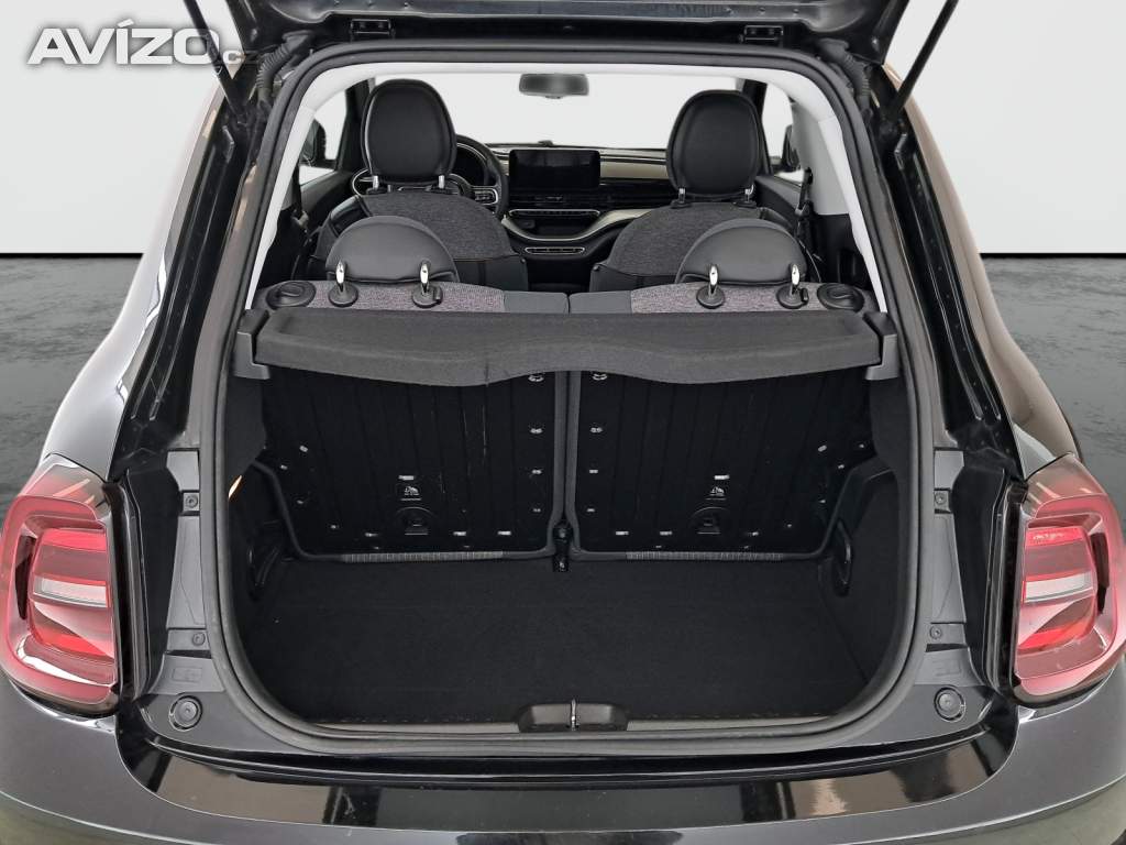 Foto inzerátu Fiat 500e 42 kWh