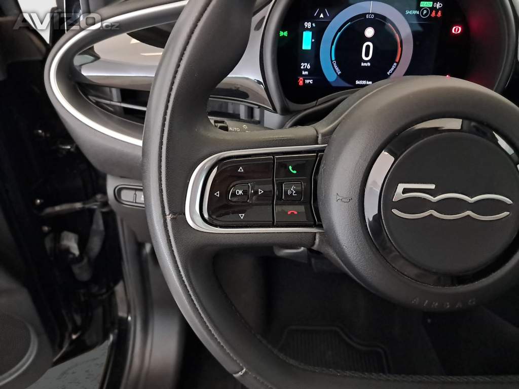 Foto inzerátu Fiat 500e 42 kWh