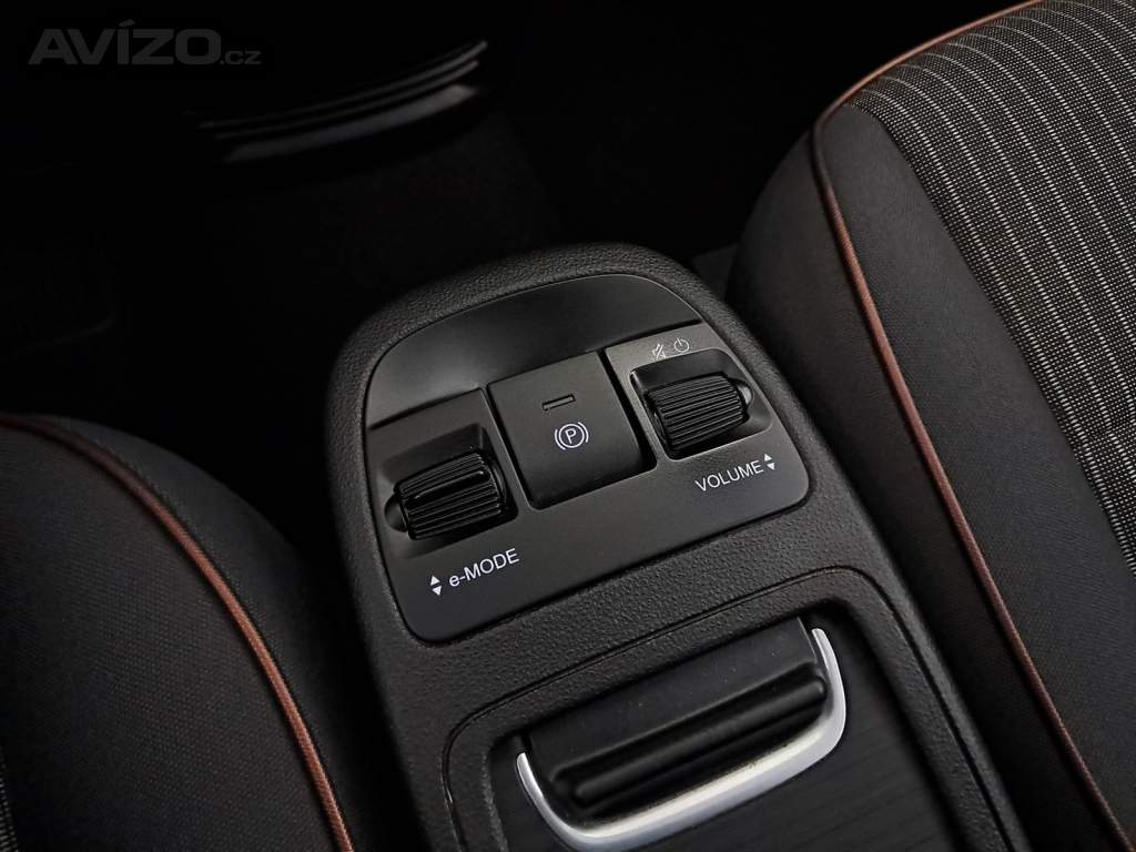 Foto inzerátu Fiat 500e 42 kWh