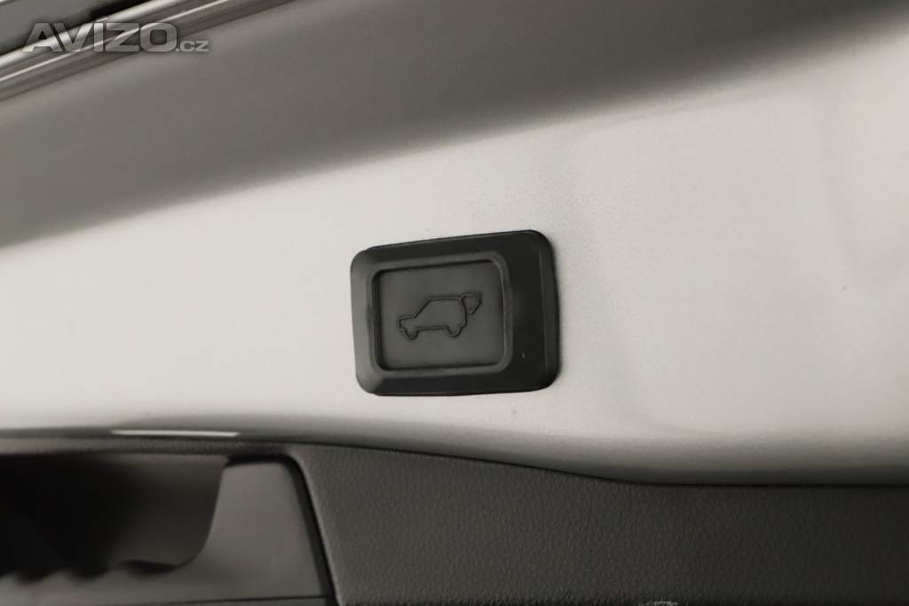 Foto inzerátu Toyota RAV 4 2.5 Hybrid