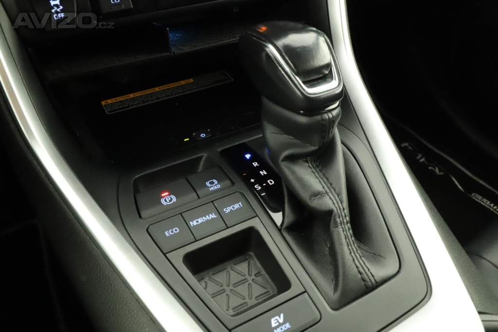 Foto inzerátu Toyota RAV 4 2.5 Hybrid