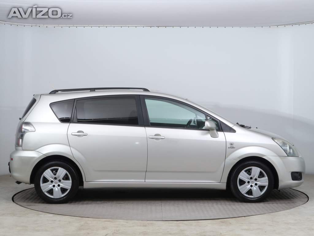 Foto inzerátu Toyota Corolla Verso 2.2 D-4D