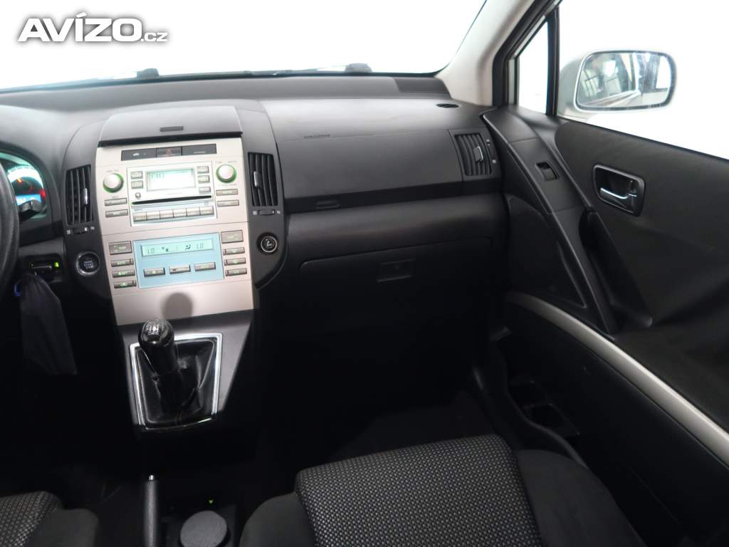 Foto inzerátu Toyota Corolla Verso 2.2 D-4D