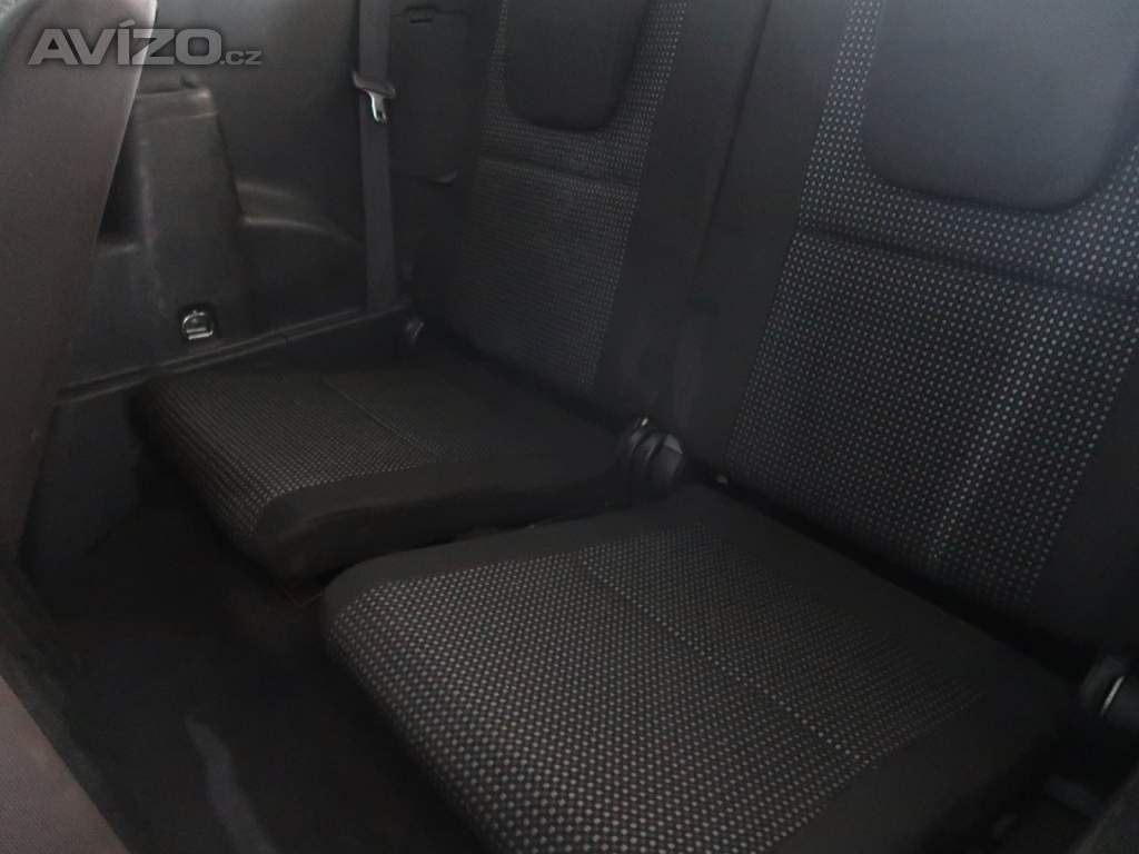 Foto inzerátu Toyota Corolla Verso 2.2 D-4D