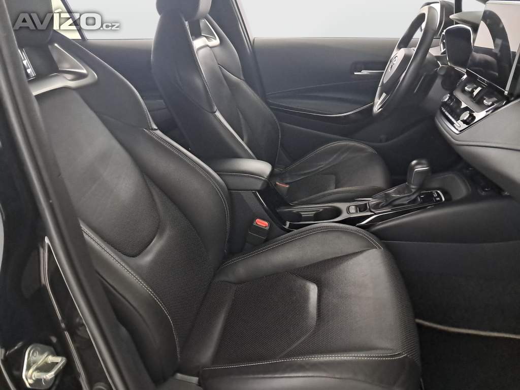 Foto inzerátu Toyota Corolla 2.0 Hybrid