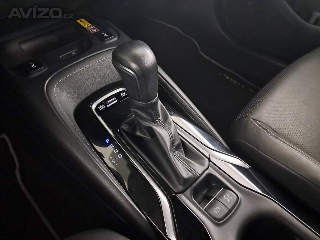 Foto inzerátu Toyota Corolla 2.0 Hybrid
