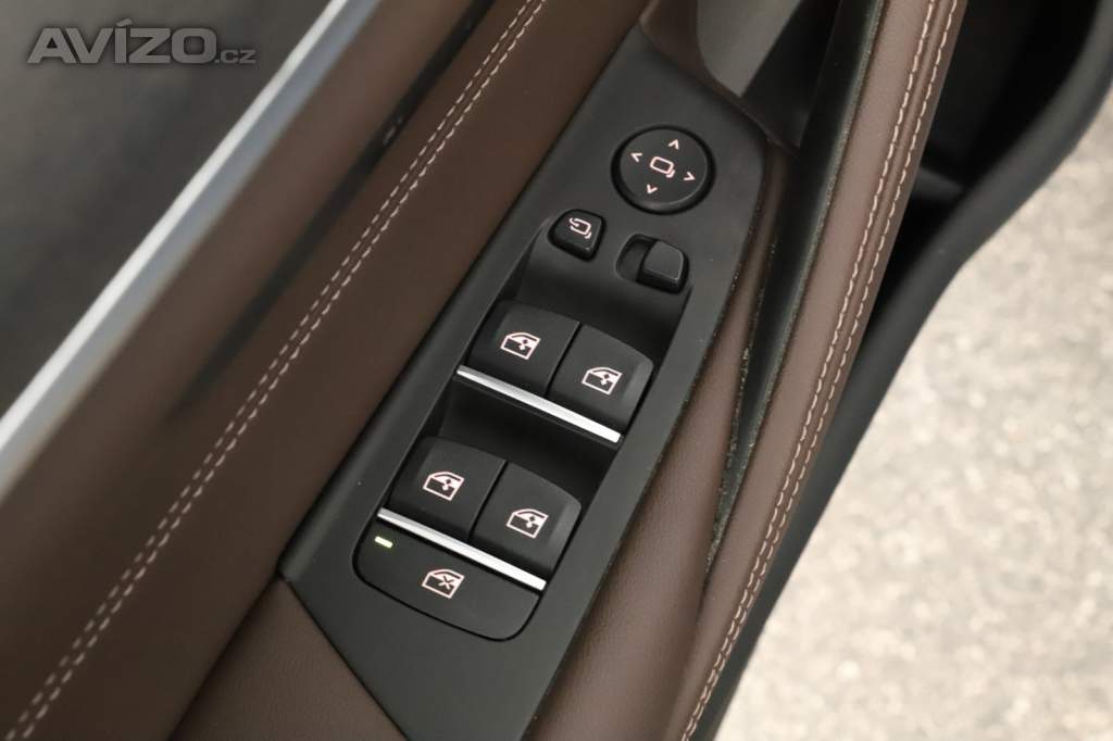 Foto inzerátu BMW 5 530e xDrive