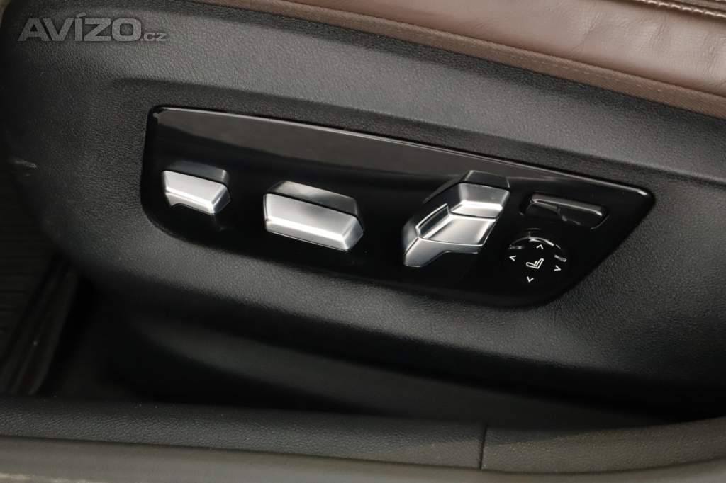Foto inzerátu BMW 5 530e xDrive
