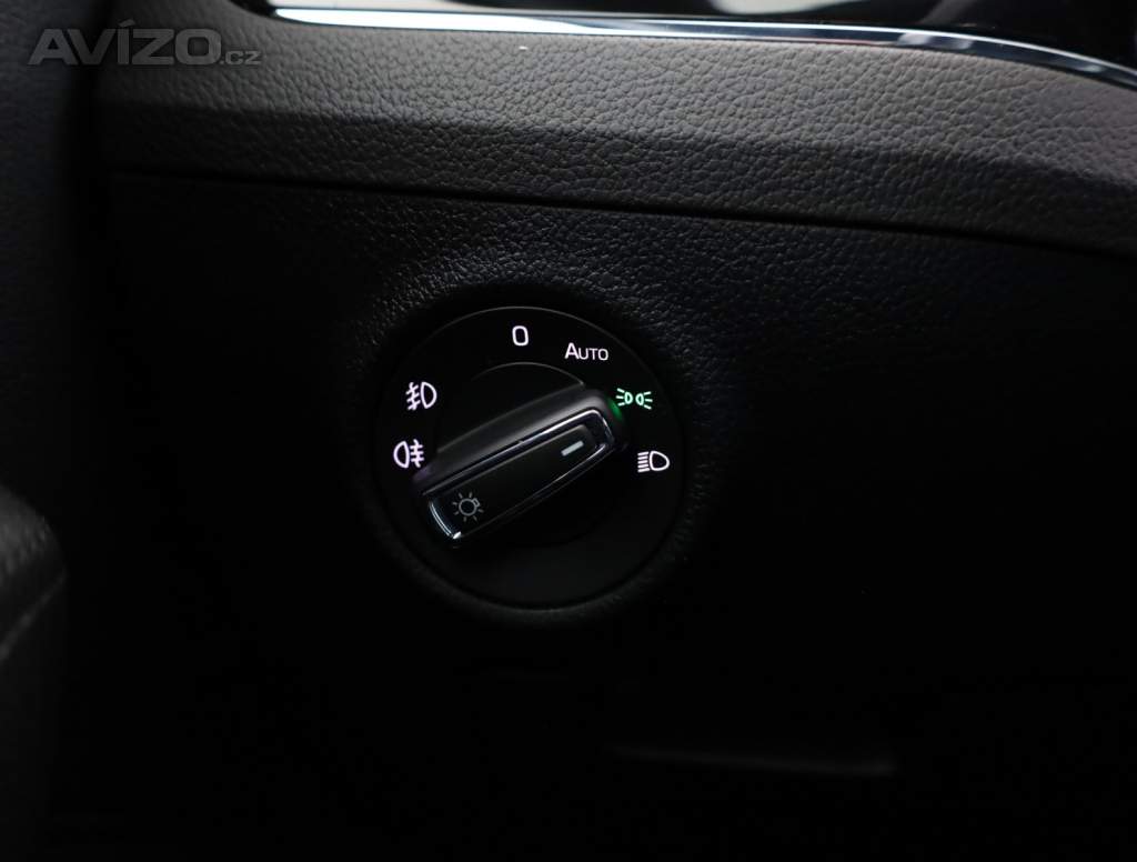 Foto inzerátu Skoda Superb 2.0 TDI