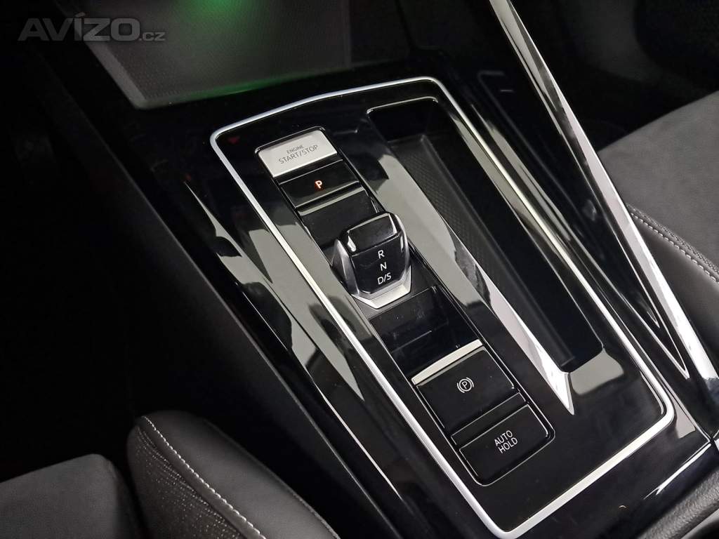 Foto inzerátu VW Golf 1.5 eTSI
