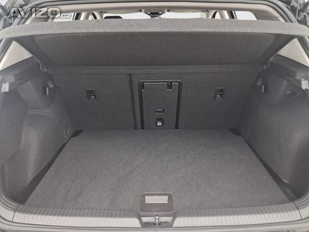 Foto inzerátu VW Golf 1.5 eTSI