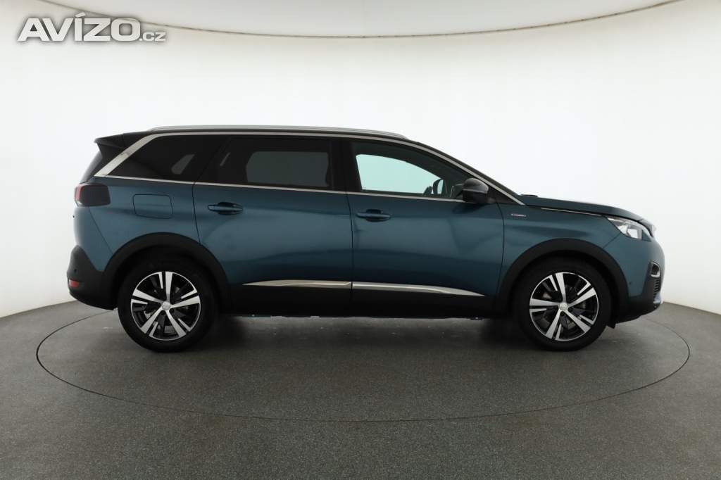 Foto inzerátu Peugeot 5008 1.5 BlueHDi