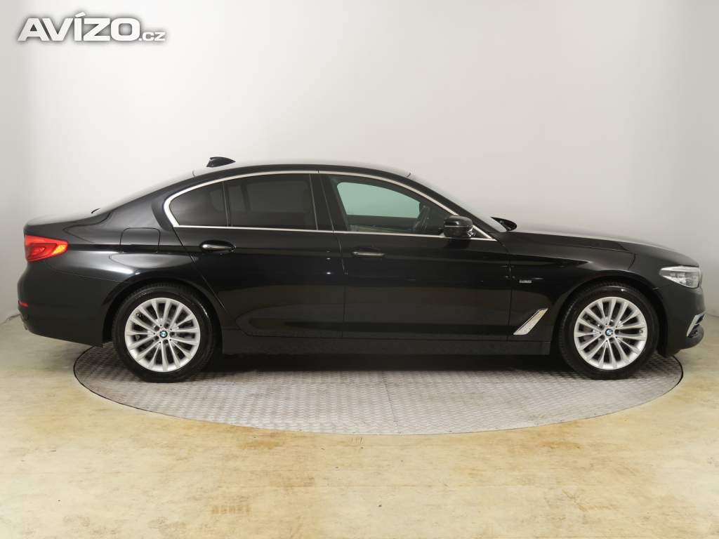 Foto inzerátu BMW 5 530i xDrive