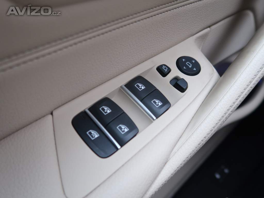Foto inzerátu BMW 5 530i xDrive
