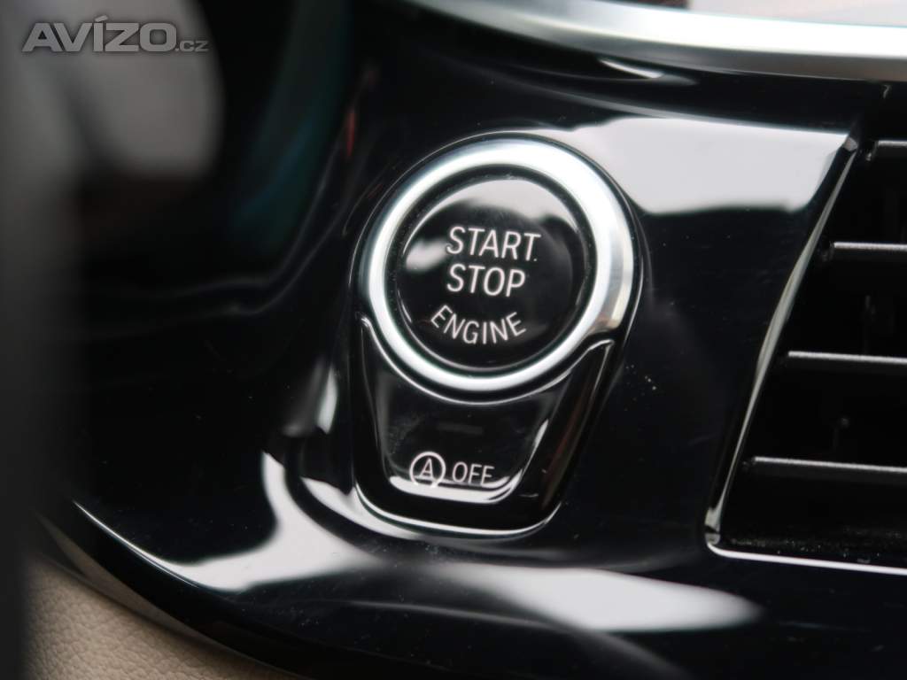 Foto inzerátu BMW 5 530i xDrive