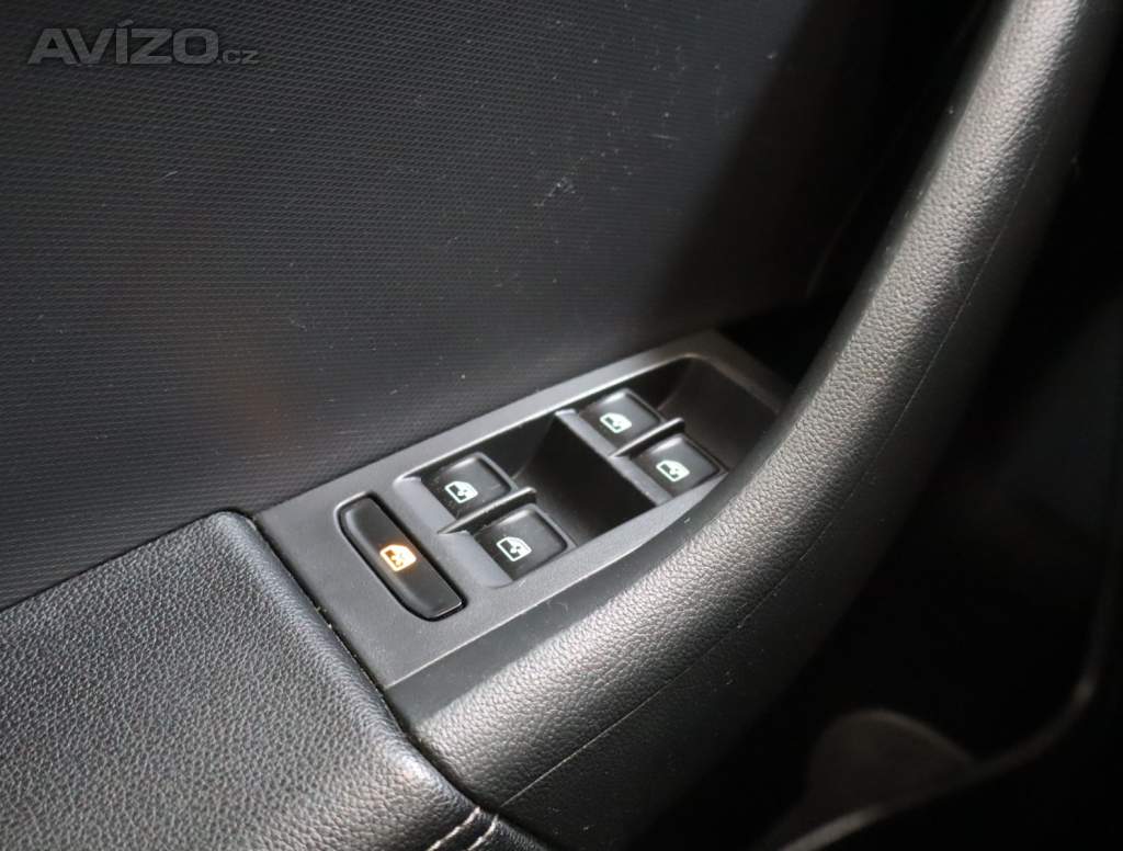Foto inzerátu Skoda Rapid 1.0 TSI