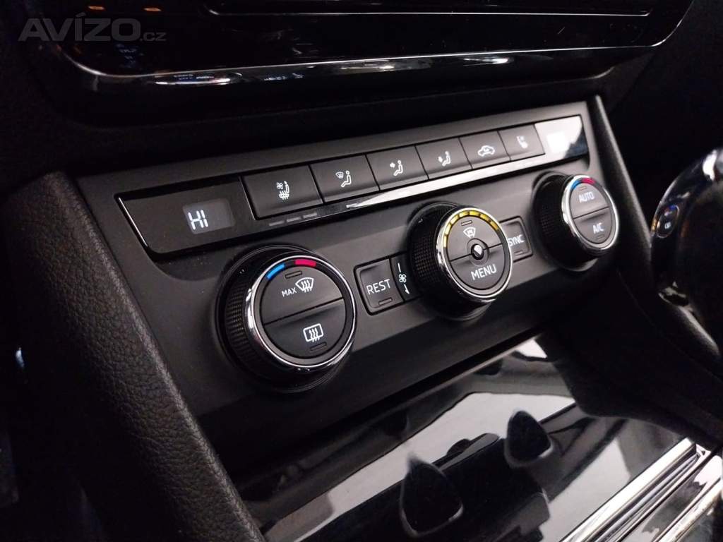 Foto inzerátu Skoda Superb 2.0 TDI 4x4