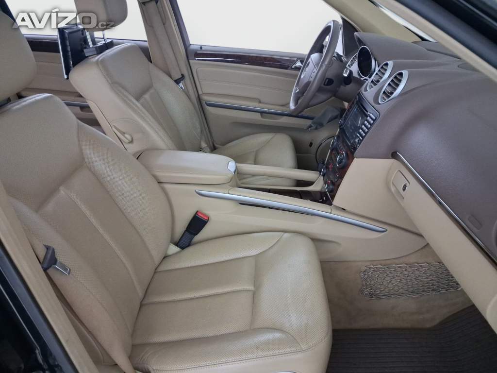 Foto inzerátu Mercedes GL 320 CDI