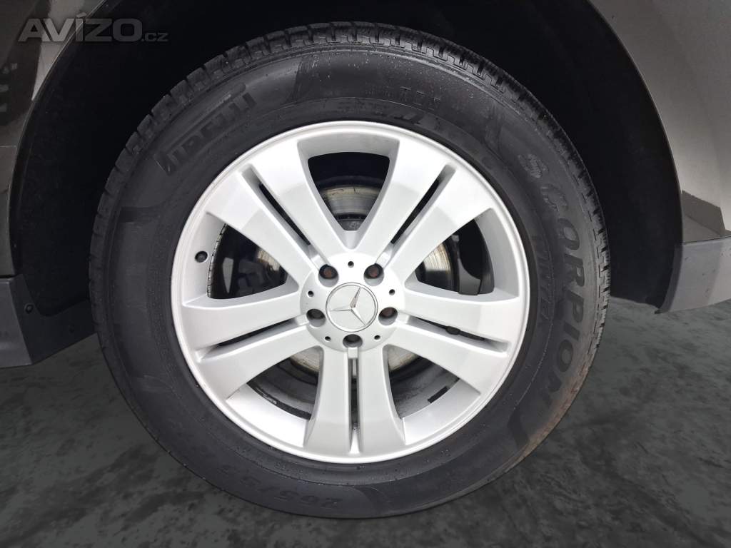 Foto inzerátu Mercedes GL 320 CDI