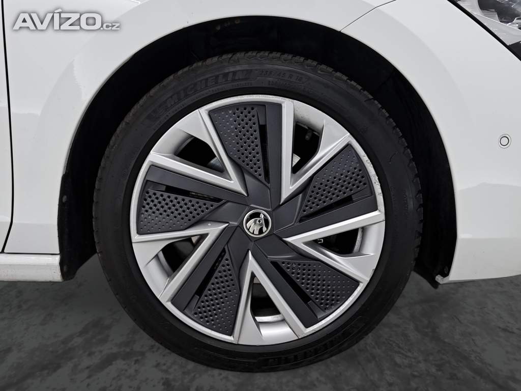 Foto inzerátu Skoda Superb 2.0 TDI