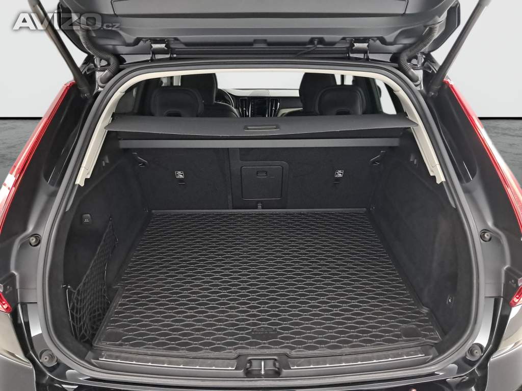 Foto inzerátu Volvo XC60 B4 AWD