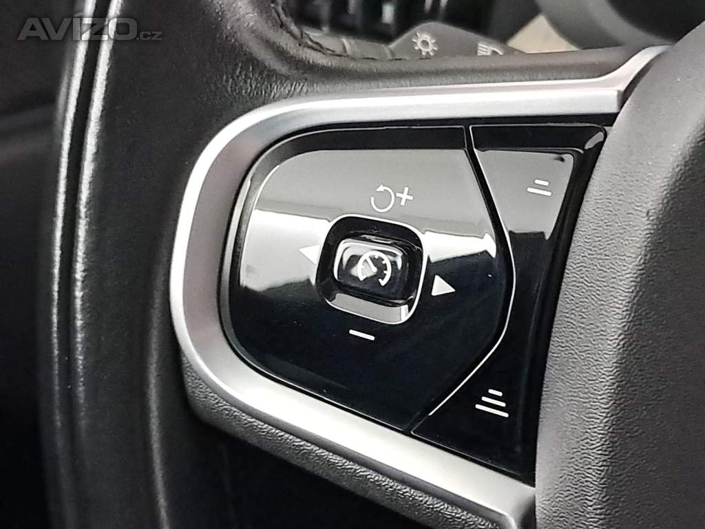 Foto inzerátu Volvo XC60 B4 AWD