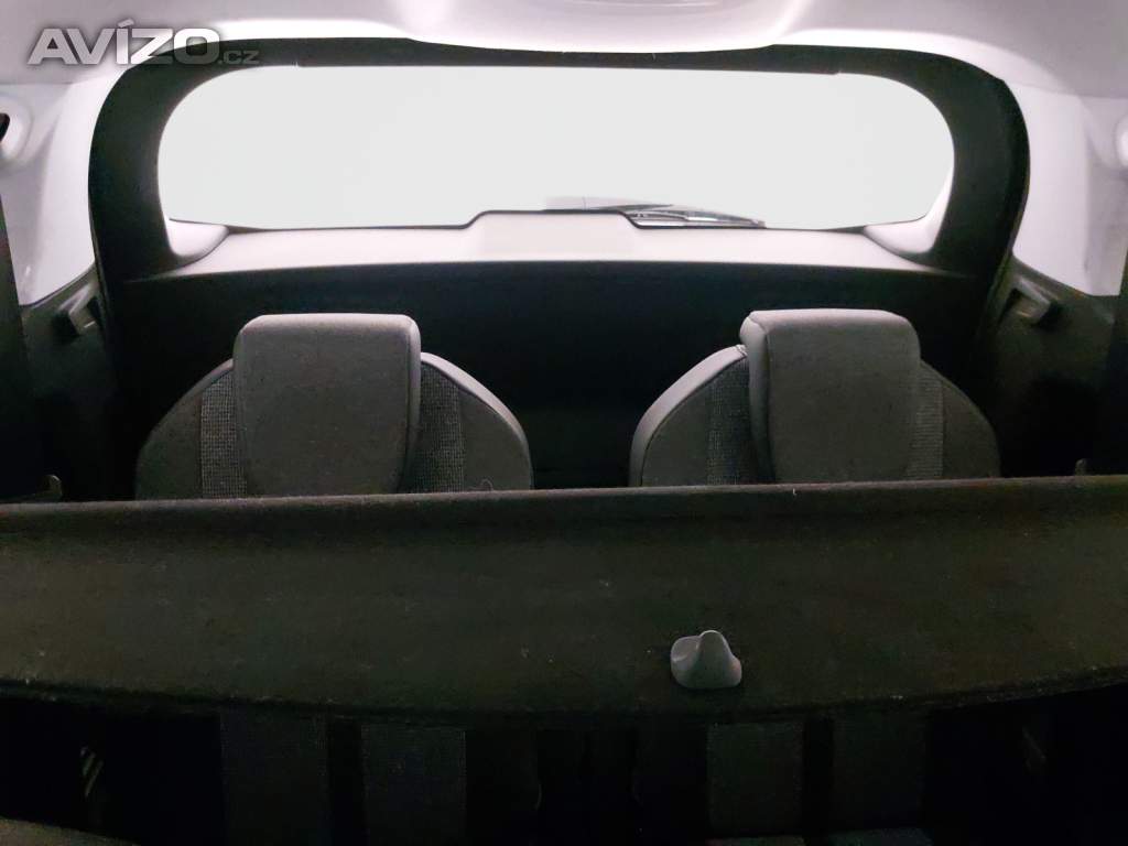 Foto inzerátu Peugeot 5008 1.5 BlueHDi