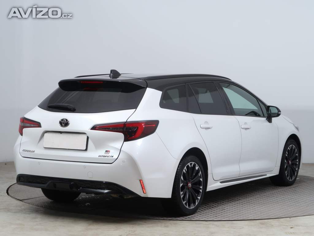 Foto inzerátu Toyota Corolla 1.8 Hybrid