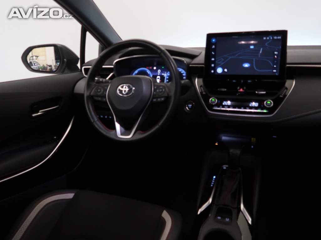 Foto inzerátu Toyota Corolla 1.8 Hybrid