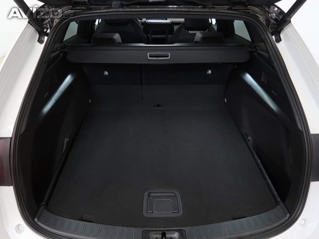Foto inzerátu Toyota Corolla 1.8 Hybrid