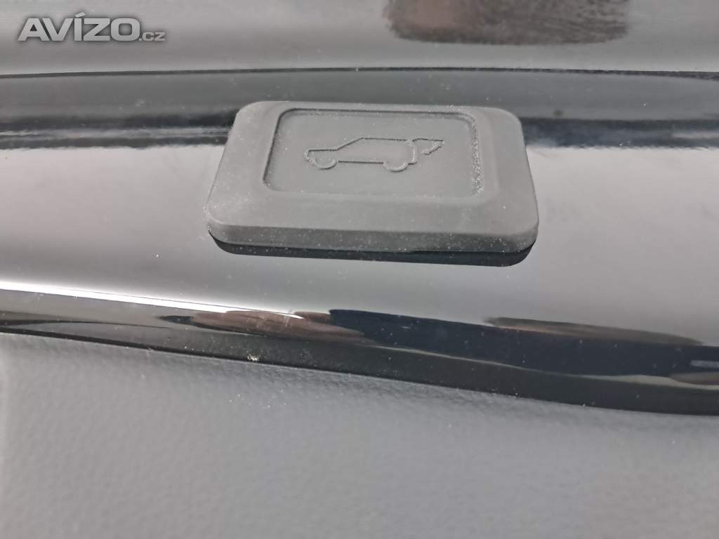 Foto inzerátu Toyota RAV 4 2.5 Hybrid