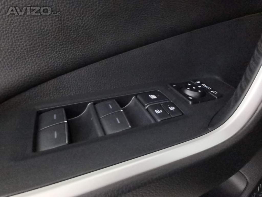 Foto inzerátu Toyota RAV 4 2.5 Hybrid