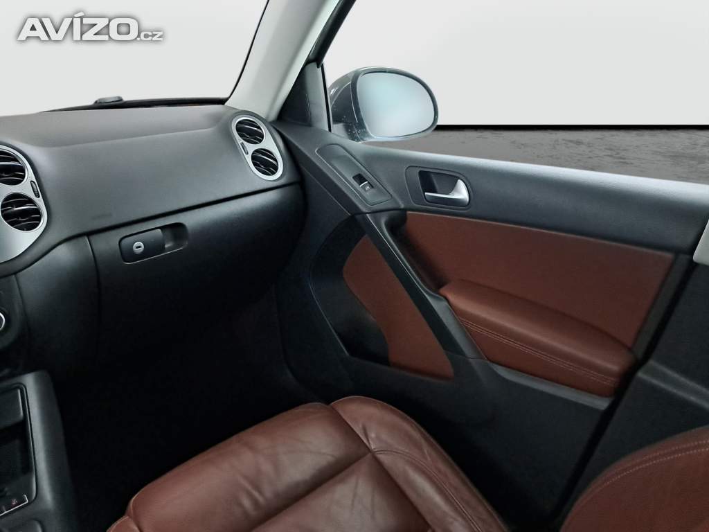 Foto inzerátu VW Tiguan 2.0 TSI
